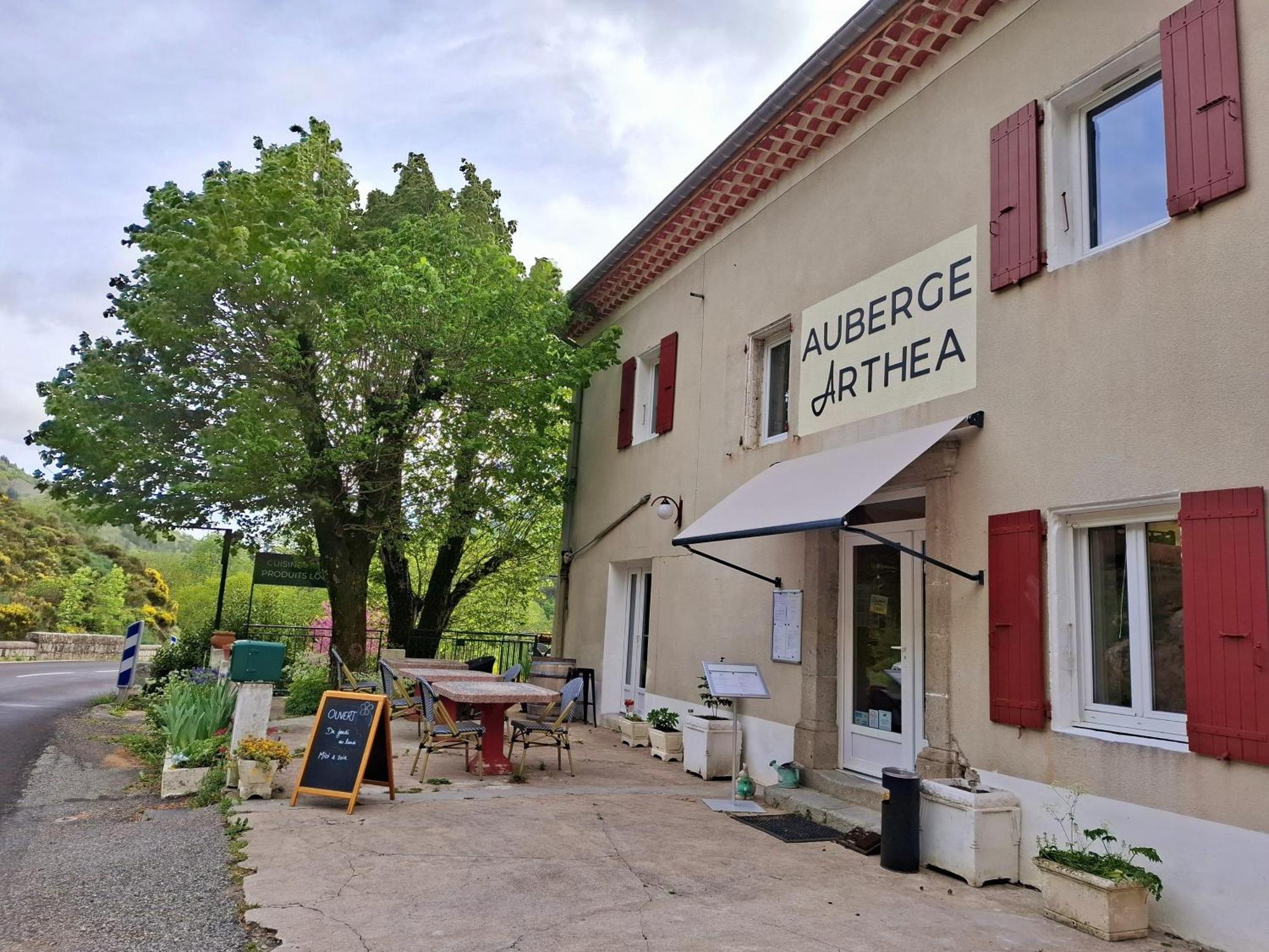 Auberge Arthea Laviolle Exterior photo