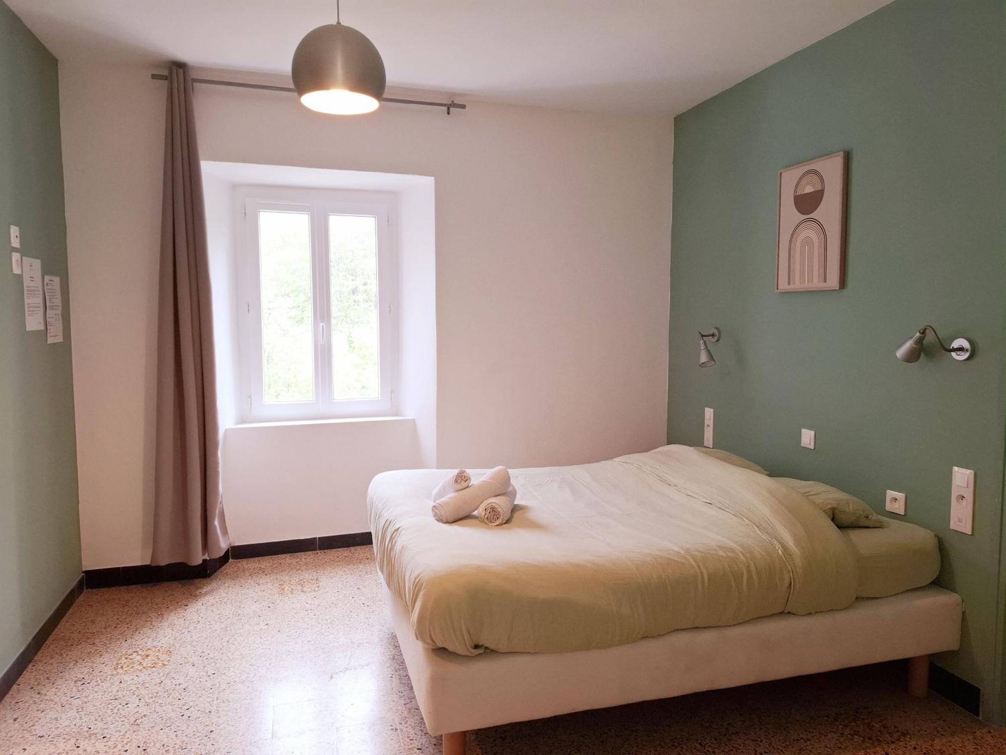 Auberge Arthea Laviolle Room photo